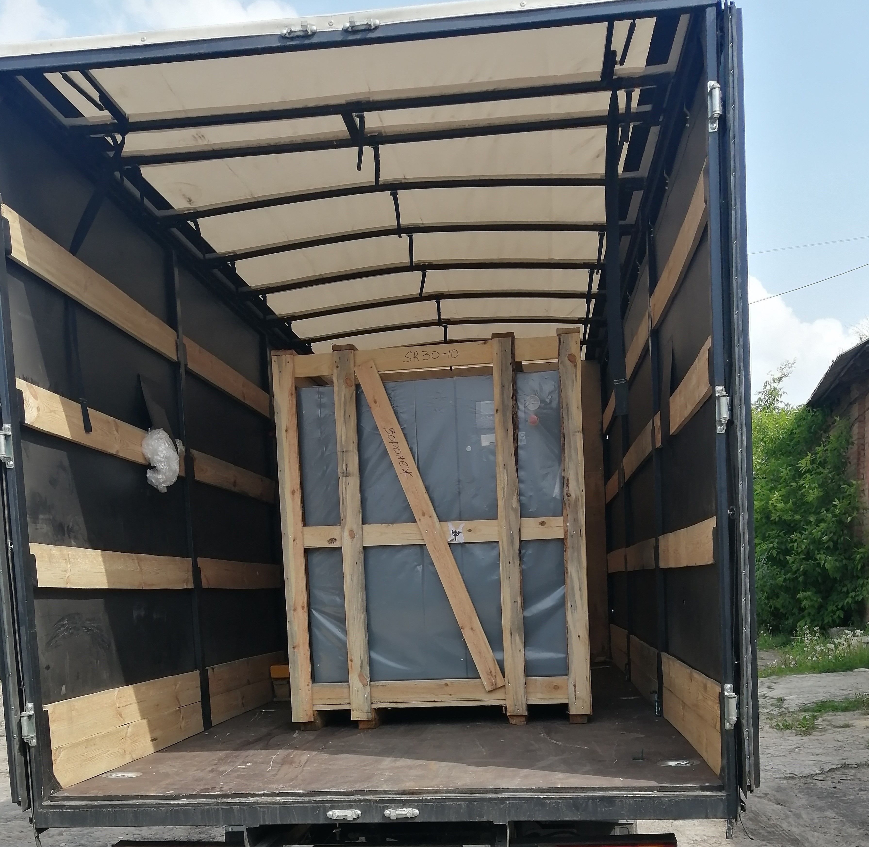 Отгрузка винтового компрессора Zammer SK30-10 в г. Воронеж